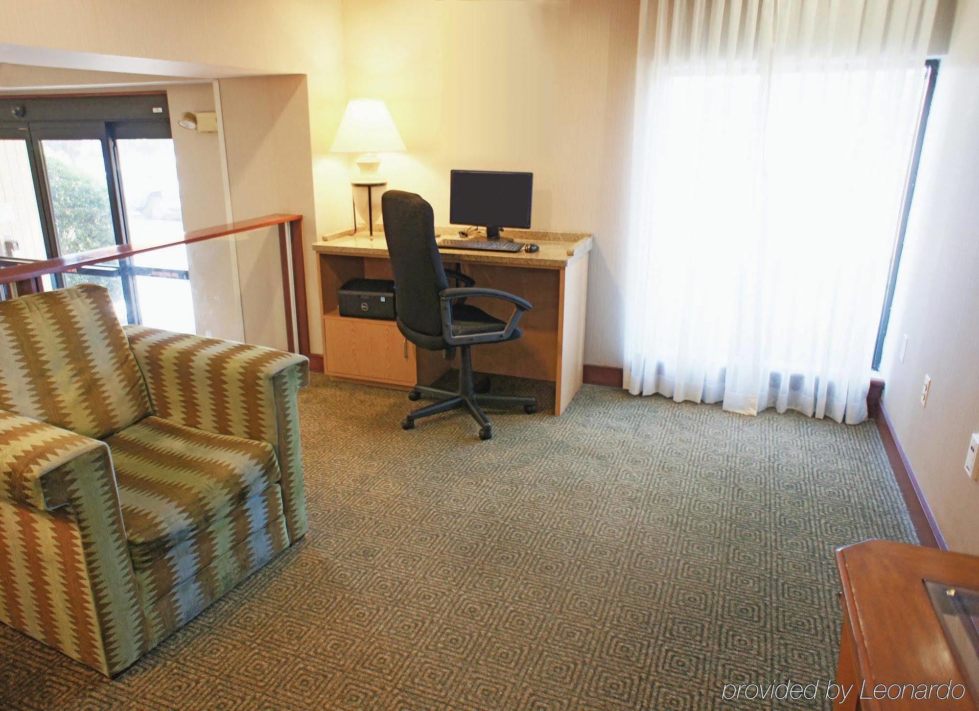 La Quinta By Wyndham Stamford / New York City Extérieur photo